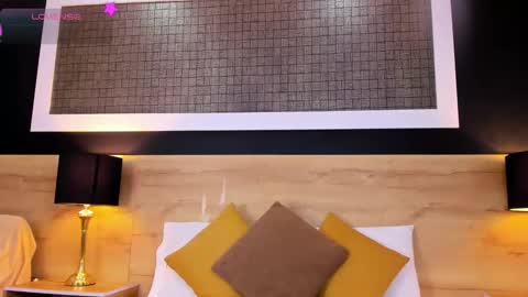 Chloe  online show from March 16, 1:04 pm