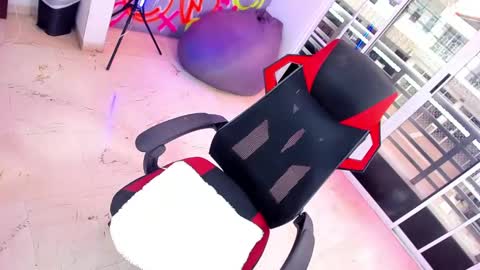 chrissangel12 online show from November 16, 6:51 pm