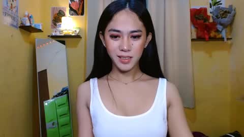 classy_girly online show from December 6, 7:48 am