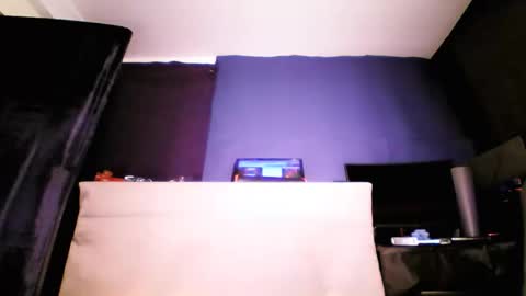 Claudia online show from March 6, 11:32 pm