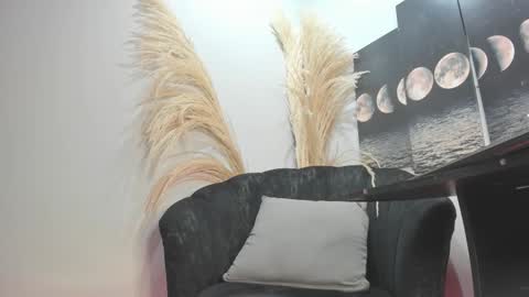 Cloe online show from October 26, 2:57 pm