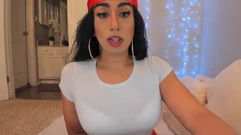    ........ Instagram  Lorysexys online show from February 22, 12:16 am