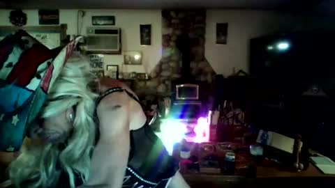 crossdrsr1 online show from December 21, 12:00 pm