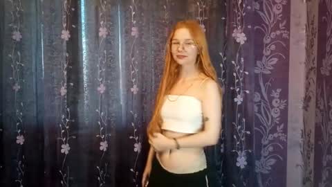 Sia online show from September 30, 11:32 am