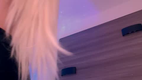         online show from February 20, 6:59 am