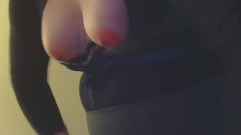 danisuxdicks online show from January 11, 7:28 am