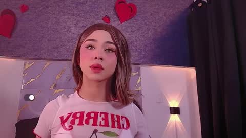   online show from April 6, 11:54 am