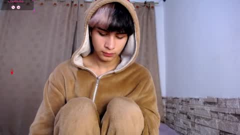 DARA online show from April 9, 11:33 pm