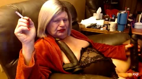 Snapshot of dawndoesall chatting on January 16, 4:49 am dawndoesall online show from January 16, 4:49 am