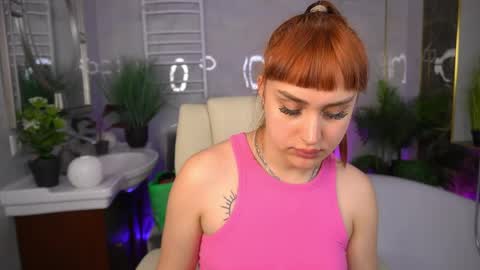 DawnGwin      Sasha online show from May 16, 10:36 am