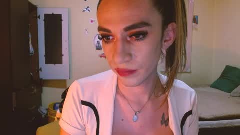 dayanna_01_ online show from June 3, 7:50 pm