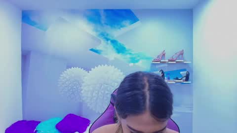 DEMI online show from November 8, 1:44 pm