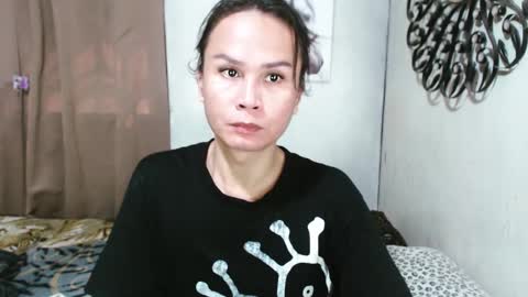 Snapshot of devine_g chatting on January 28, 2:32 am Igat online show from January 28, 2:32 am
