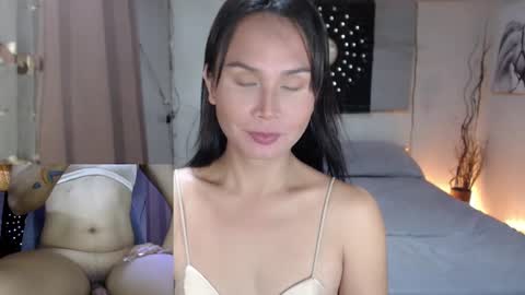 Snapshot of devine_g chatting on January 31, 1:22 am Igat online show from January 31, 1:22 am