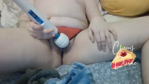 divinecherrypie online show from February 10, 3:24 am