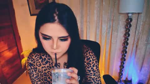 Vally online show from March 1, 8:42 am