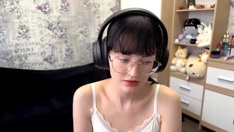 Annie PVT IS OPEN online show from September 9, 12:04 pm