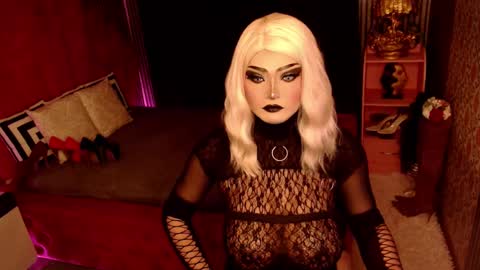      online show from December 6, 7:59 am