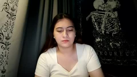 dreamycreamyst online show from December 22, 9:42 pm