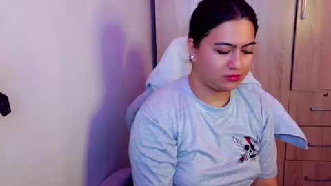 dreamycreamyst online show from March 30, 3:29 am