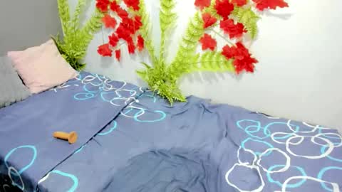 miss. Erika online show from November 15, 7:39 am