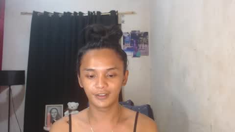 BEA DONT FORGET TO FOLLOW ME online show from February 28, 1:58 am