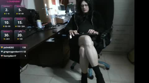 efi_crossou online show from November 8, 1:28 am