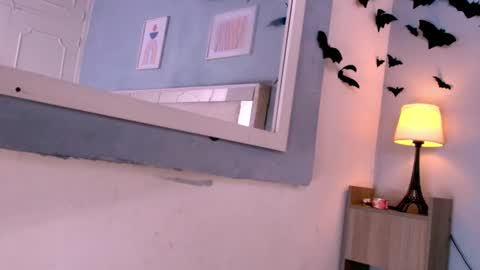 emily_castillo1_ online show from November 20, 3:40 am