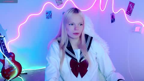 Snapshot of emily_nyaffe chatting on September 29, 2:38 pm Lia online show from September 29, 2:38 pm