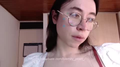 emily_pearl_ online show from February 21, 9:43 pm