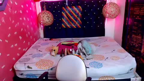 Emily online show from January 9, 3:12 pm