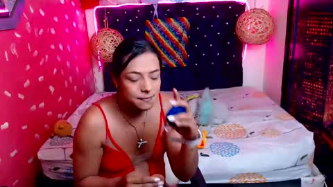 Emily online show from January 14, 1:49 pm
