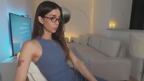 Emma voger online show from March 26, 1:31 am