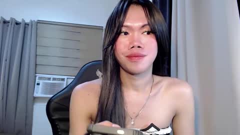 tiara online show from March 29, 11:22 am