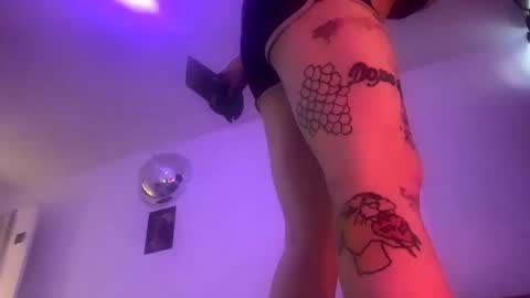 Nikki Erotica online show from September 26, 1:08 pm