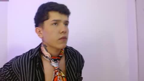 estefan_tay online show from February 16, 3:27 am