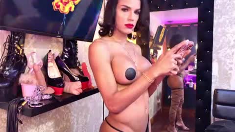 estefania1812 online show from June 14, 8:26 am