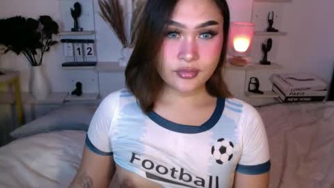 Queen Eva Mazikeen online show from November 13, 12:42 am