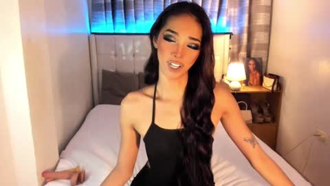 faelore online show from December 19, 6:23 pm