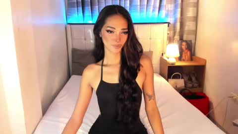 faelore online show from January 13, 3:47 pm