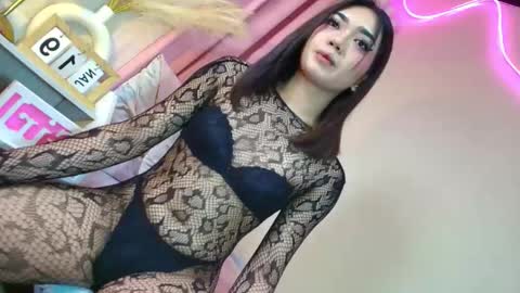 Farrah Zarake online show from January 19, 5:38 am