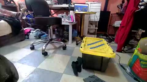 felicitybliss29 online show from April 17, 8:06 am