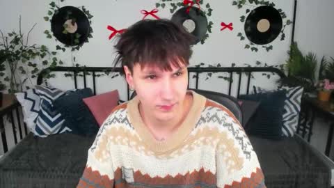 Honey Ill be waiting for you  Mon Fri Sat Sun 10am-5pm and Wed 3am-10amGMT online show from March 10, 3:10 am