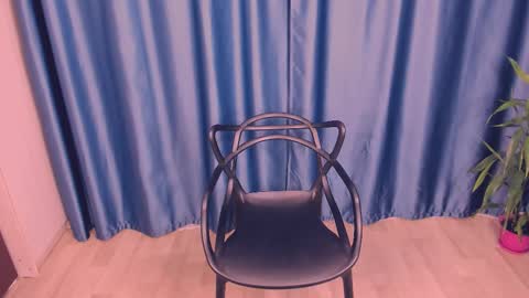 Sue online show from October 9, 10:00 pm