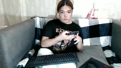 frances7098 online show from March 30, 3:29 am