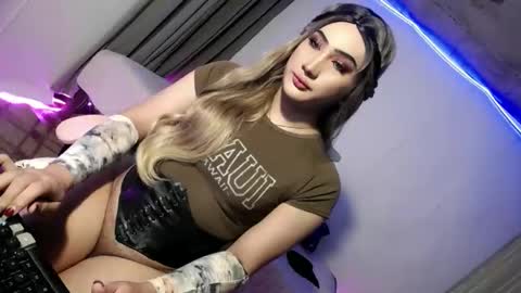 paul online show from April 11, 8:07 am