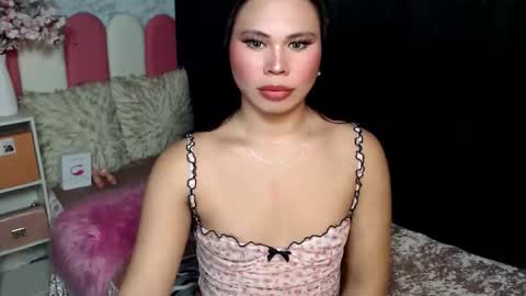 fuschiafucker online show from November 18, 9:48 pm