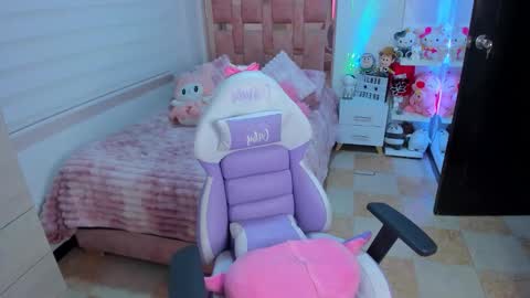 Gabriela online show from March 13, 3:12 am