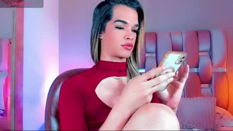 Snapshot of gabrielats23 chatting on December 12, 9:48 pm Gabriela online show from December 12, 9:48 pm