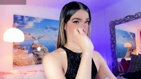 Snapshot of gabrielats23 chatting on January 25, 6:23 am Gabriela online show from January 25, 6:23 am
